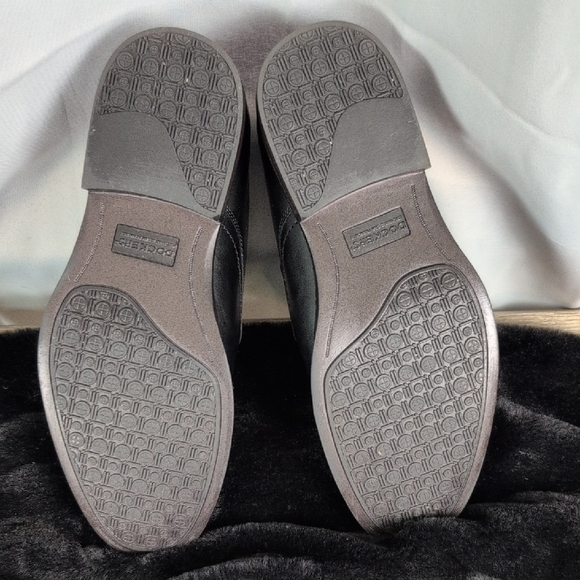 Dockers Men's Black Slip-On Loafers - Picture 7 of 9